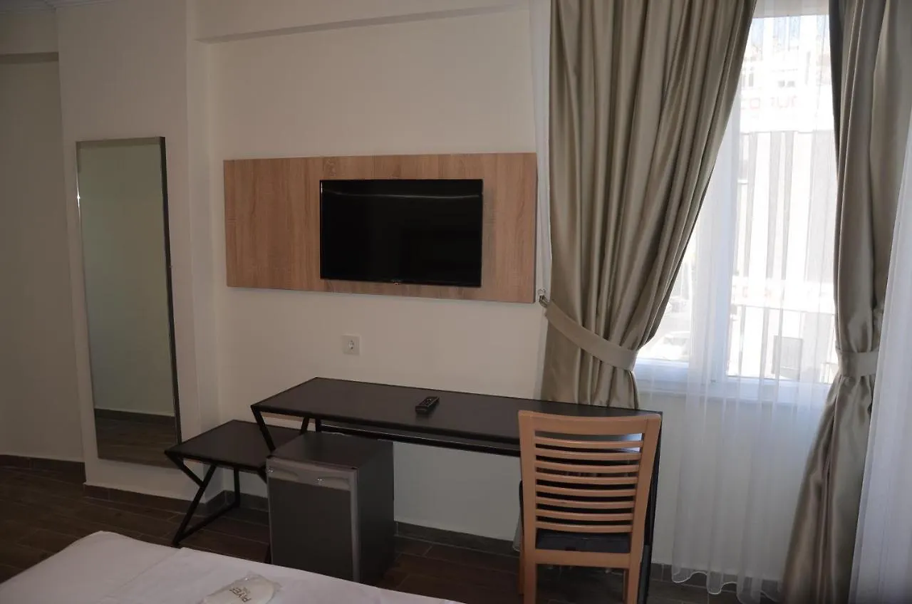 Piyes Otel Antalya