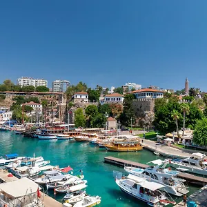 4* מלון Adalya Port