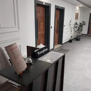  Hotel Royal Homes 404
