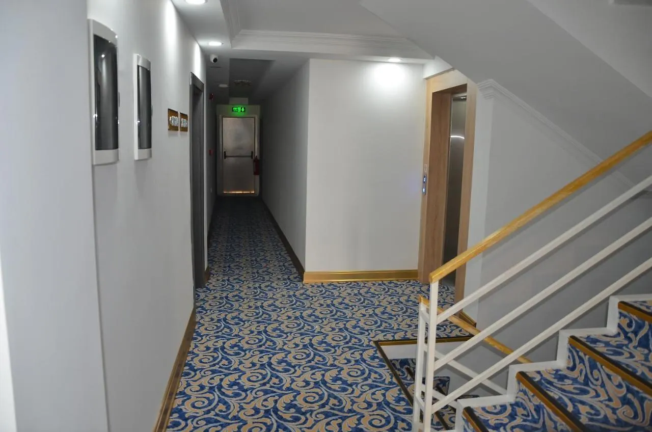 Hotel Piyes Otel Antalya Turquía
