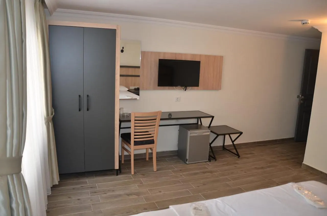 Hotel Piyes Otel Antalya